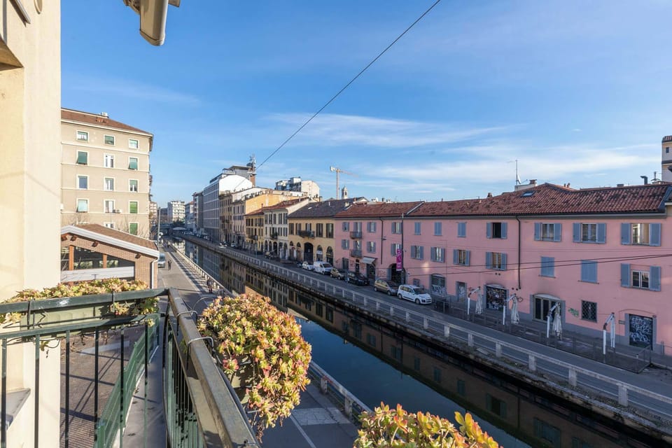 Stunning canal views from the private balcony