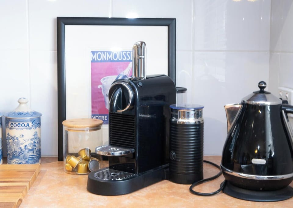 coffee/ tea facilities