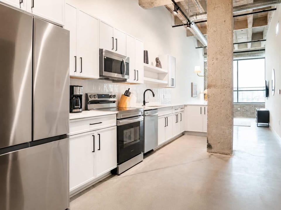 Unit 1 - Fully equipped kitchen