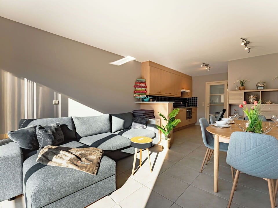 Furniture, Interior Design, Flooring, Floor, Couch, Wood, Ceiling, Room, Living Room, Apartment