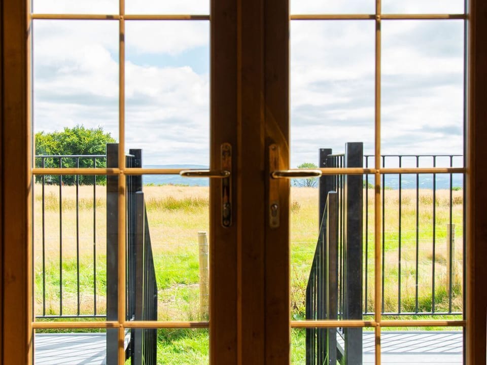 Head For the Hills Glamping - Skylark Shepherd's Hut