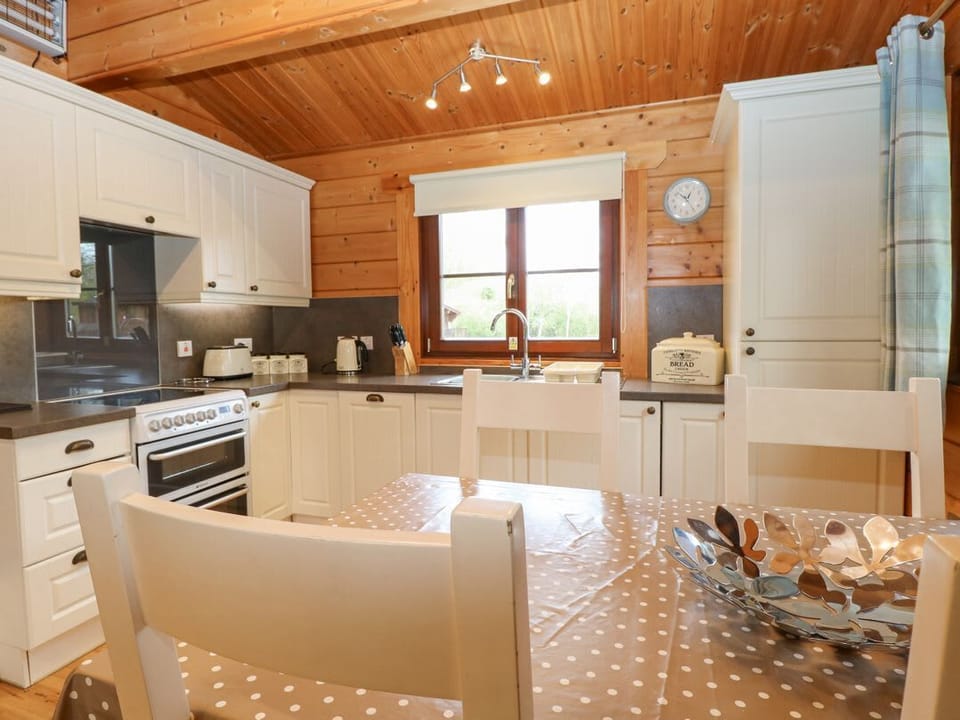 Kingfisher Lodge