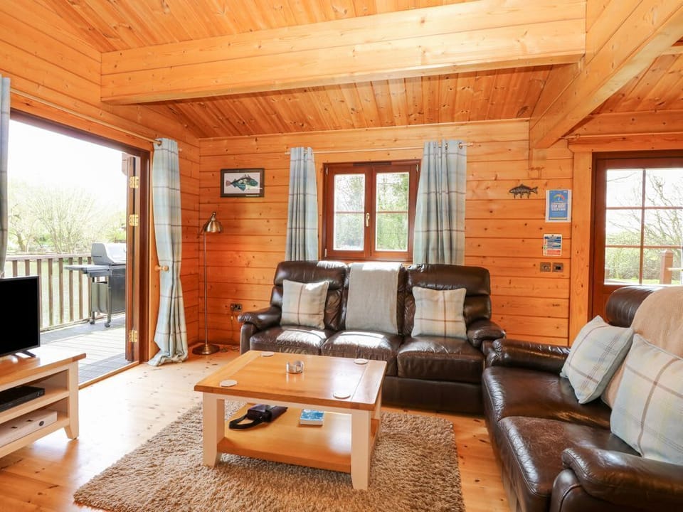 Woodpecker Lodge