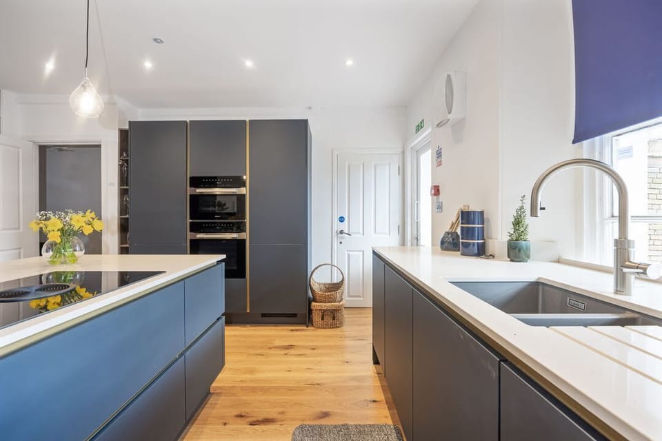 8 Richmond Road
