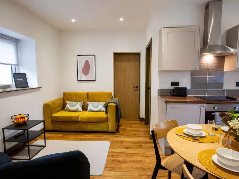 Oakwood Apartment