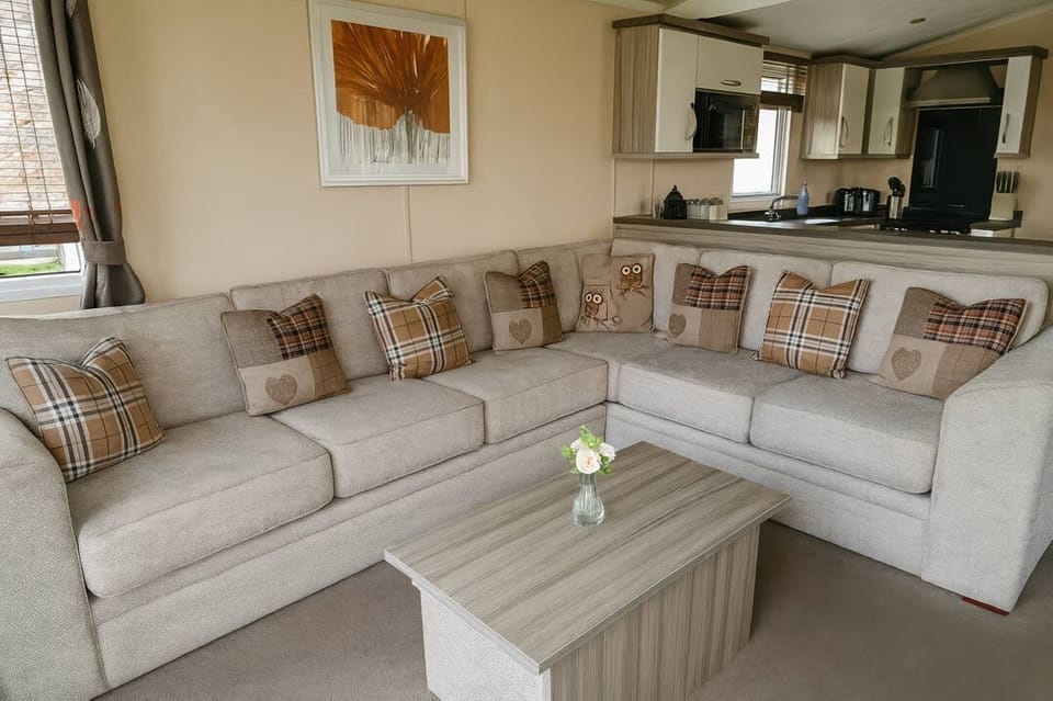 Whitehouse Leisure Park - 19057