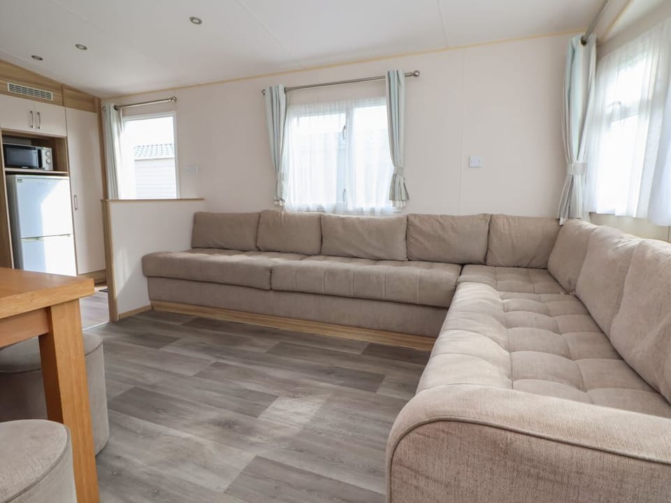 Away Resorts- Golden Sands Holiday Park, E