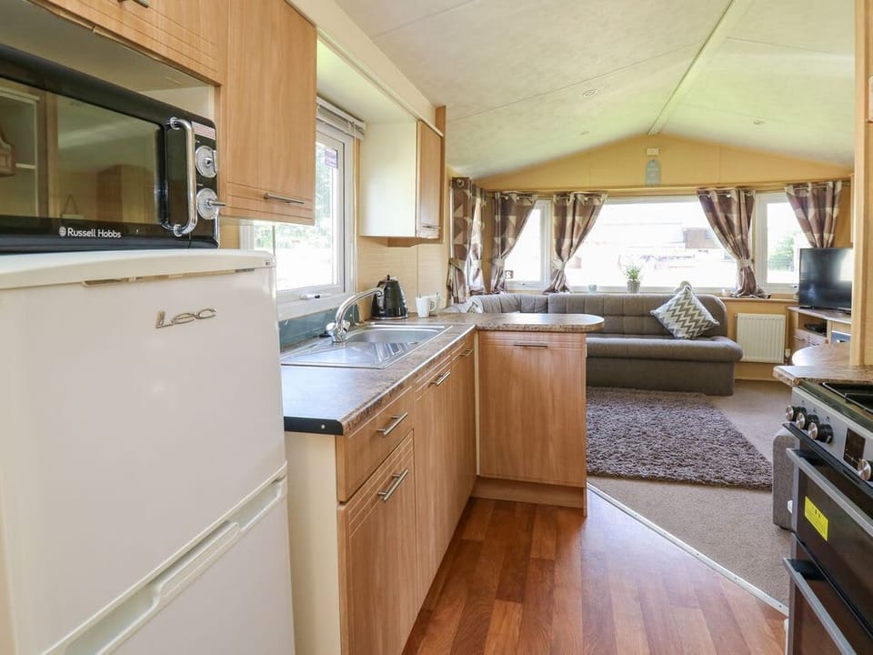 Caravan 2 at Blackmoor Farm near Tenby