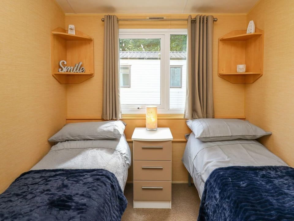 Caravan 2 at Blackmoor Farm near Tenby