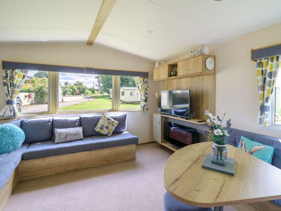 Caravan 6 at Blackmoor Farm near Tenby