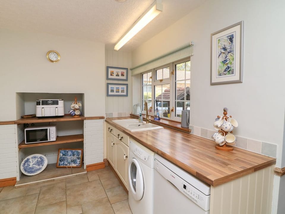 Larkspur Cottage