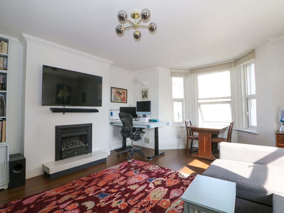Fairhazel Apartment