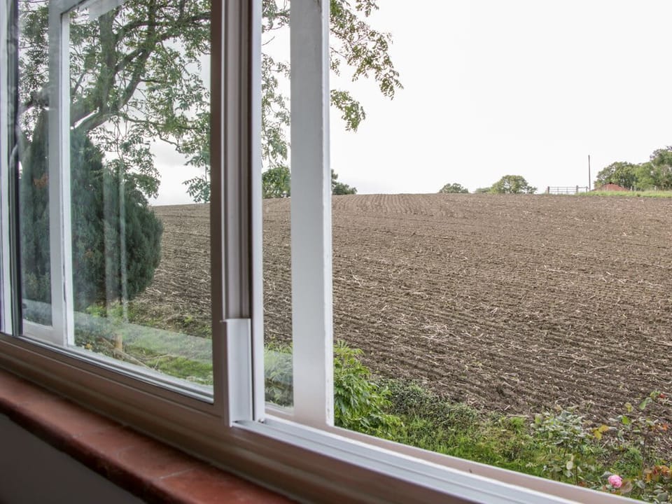Ensdon Lea Cottage