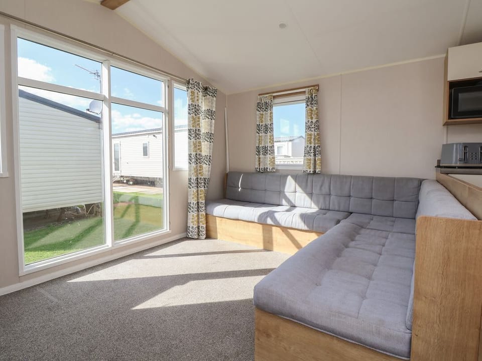 Away Resorts - Golden Sands Holiday Park, K