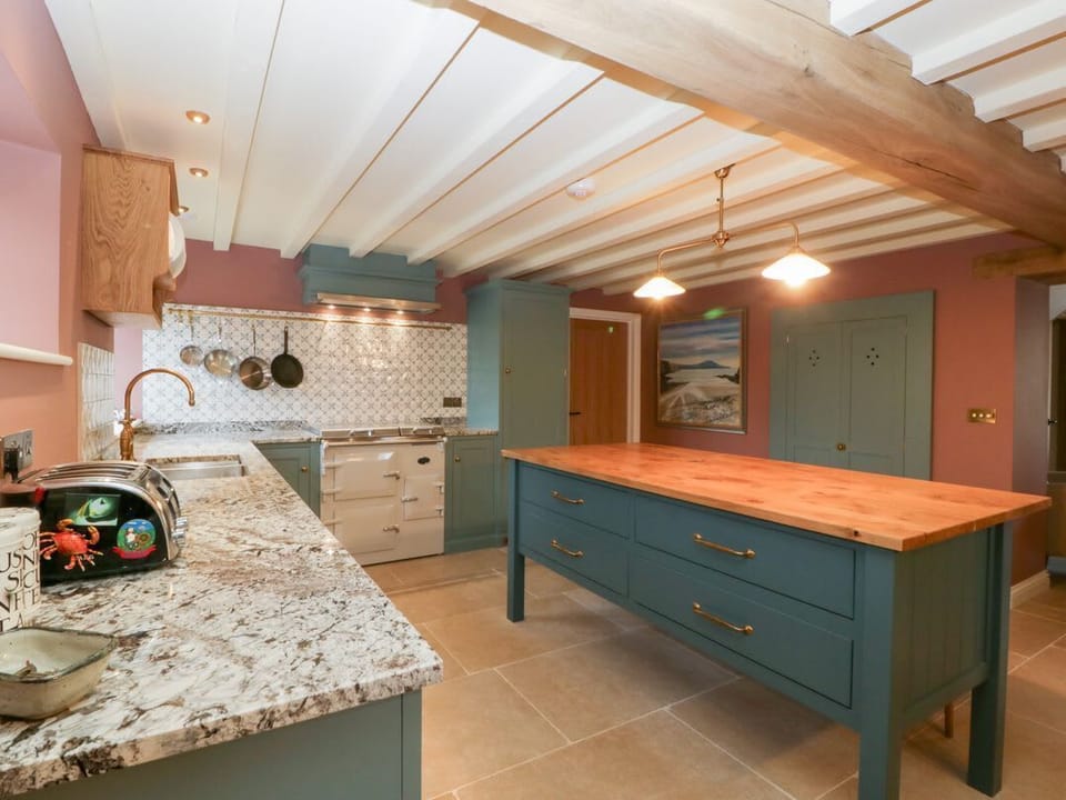 Velindra Farm Cottage