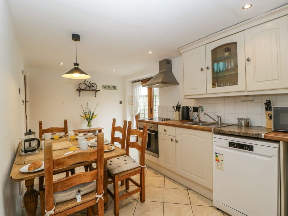 Beekeeper's Cottage