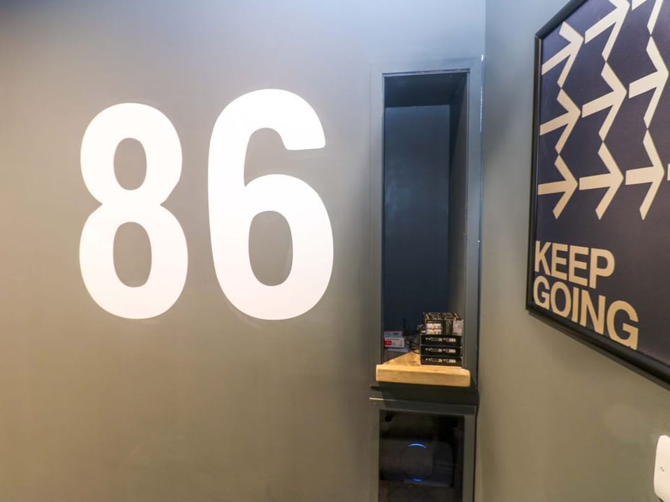 Chalet 86