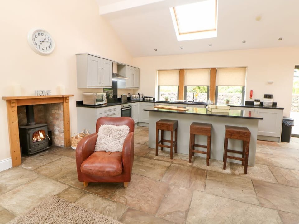 2 Pheasant Lane