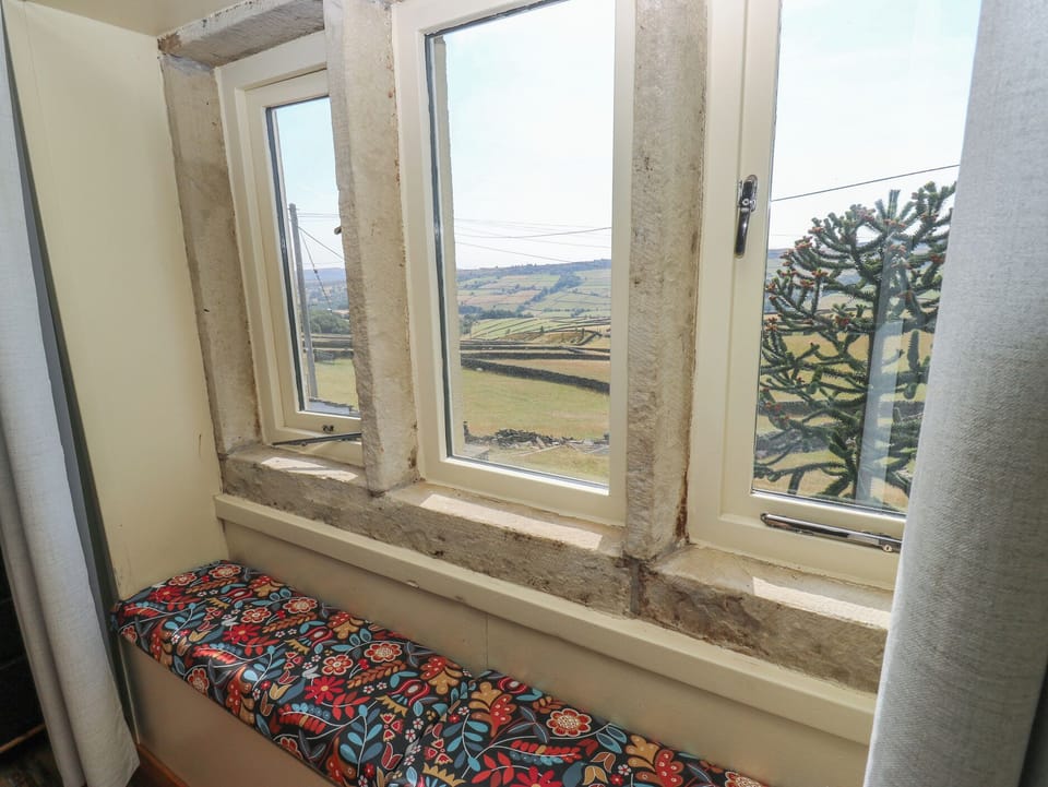 Stone & Fleece Cottage