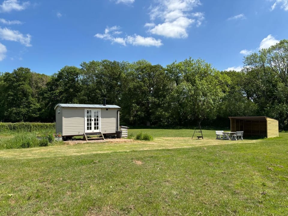 Shepherd Hut 1