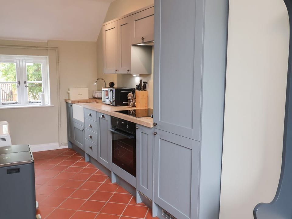 6 Gravel Hill