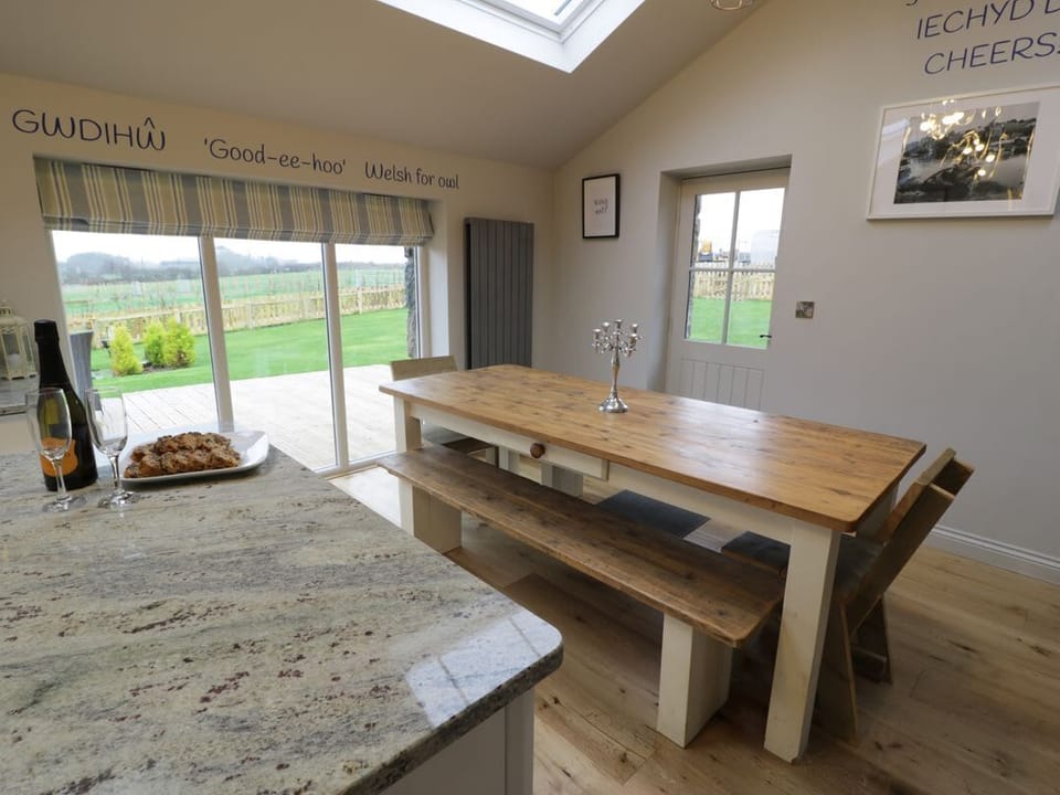 Horseshoe Cottage