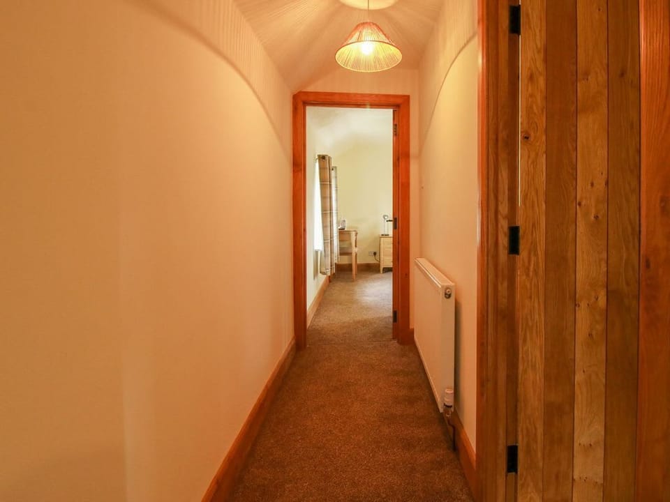 1 Clarkes Lane