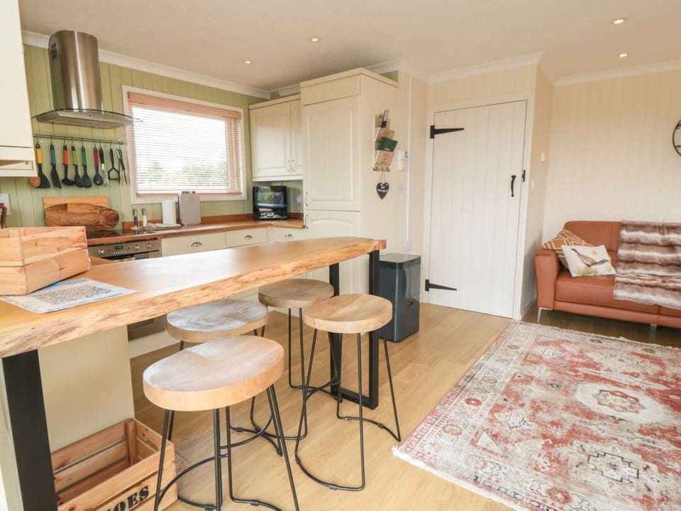 3 Valley View Lodges