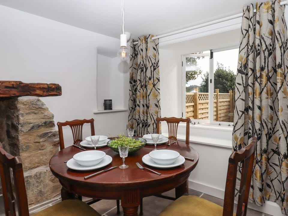 Cob Cottage