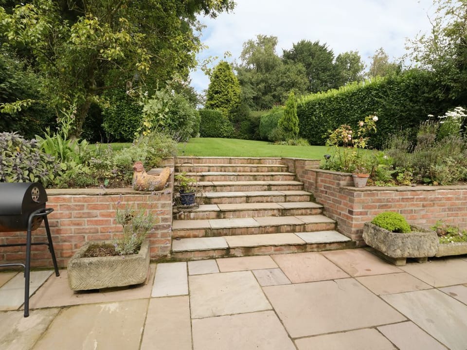 Holly Bank