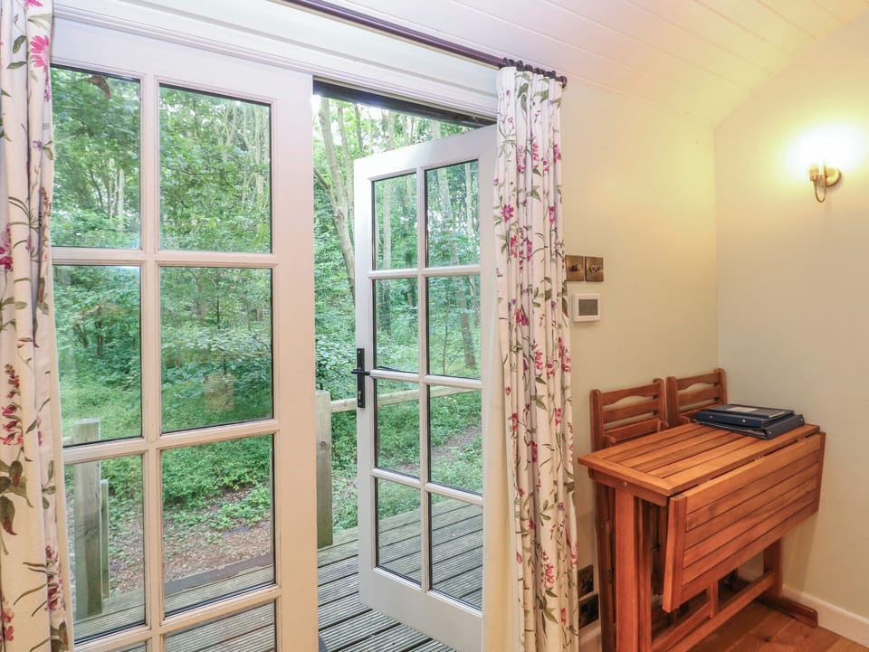 Woodlands Retreat Shepherd's Hut