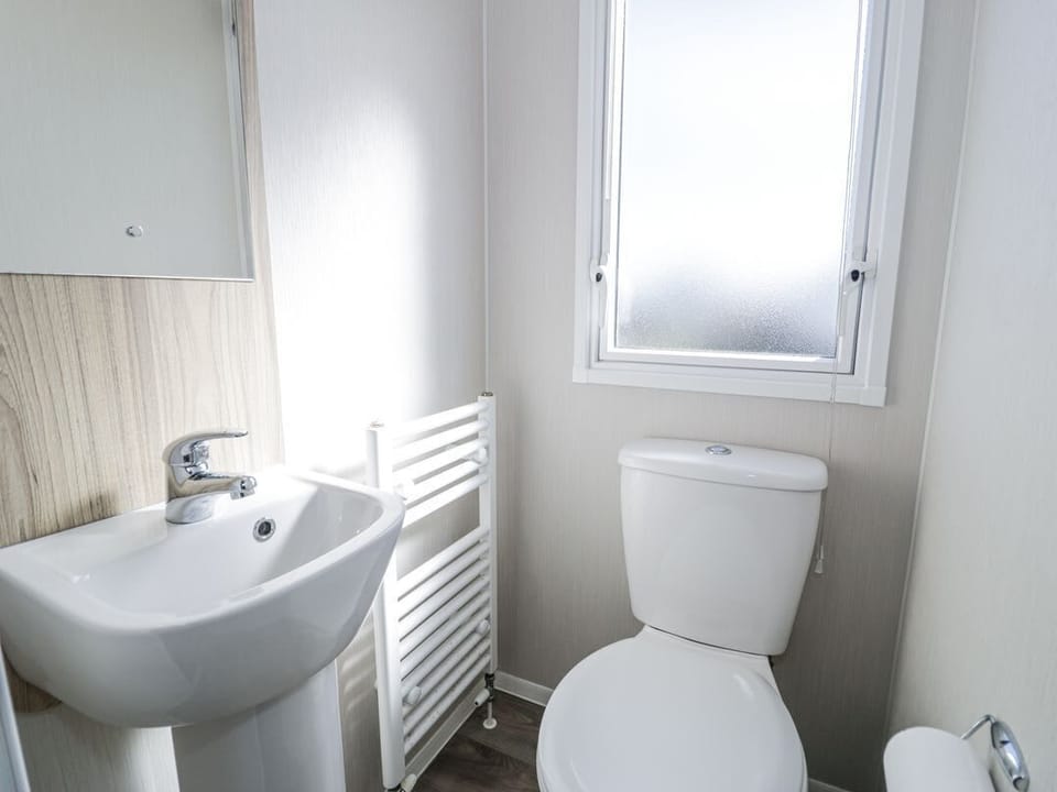 Manor House Platinum 3 Bedroom (16E)