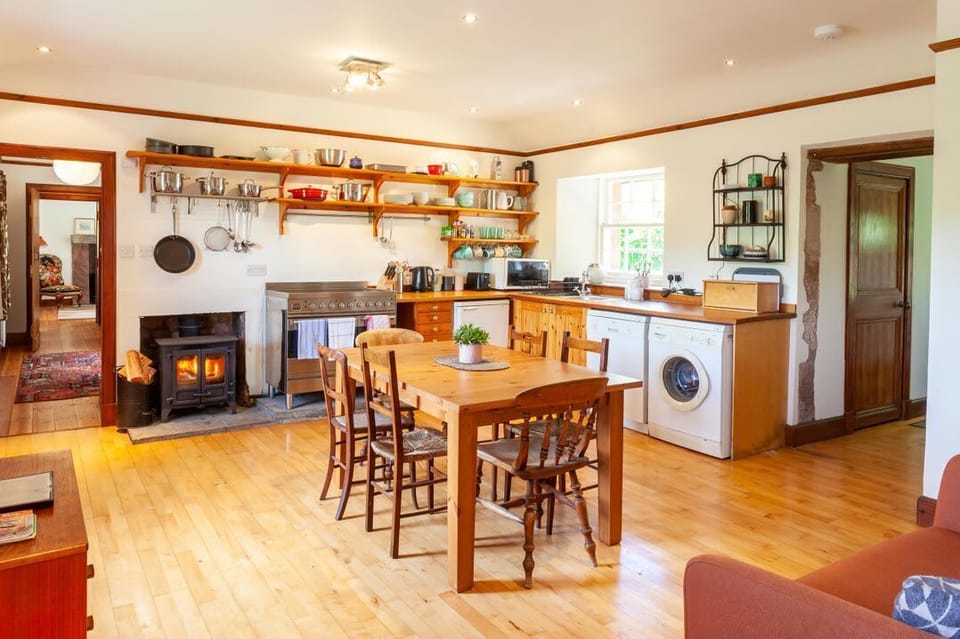 Old Smiddy Cottage