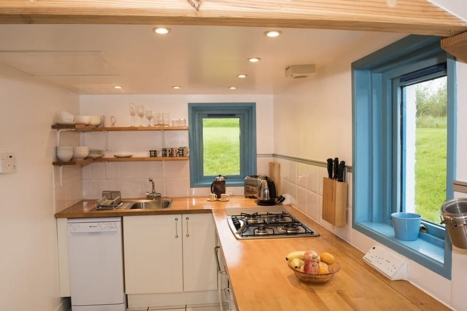 Tigh Bhisa Blackhouse