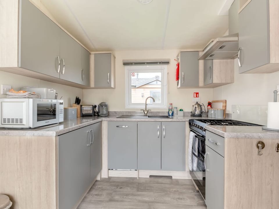 The Cotswold Holiday Lodge