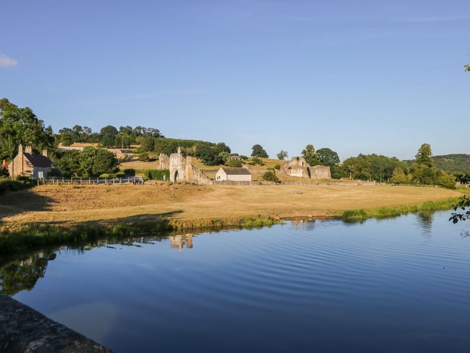 Rose Lodge