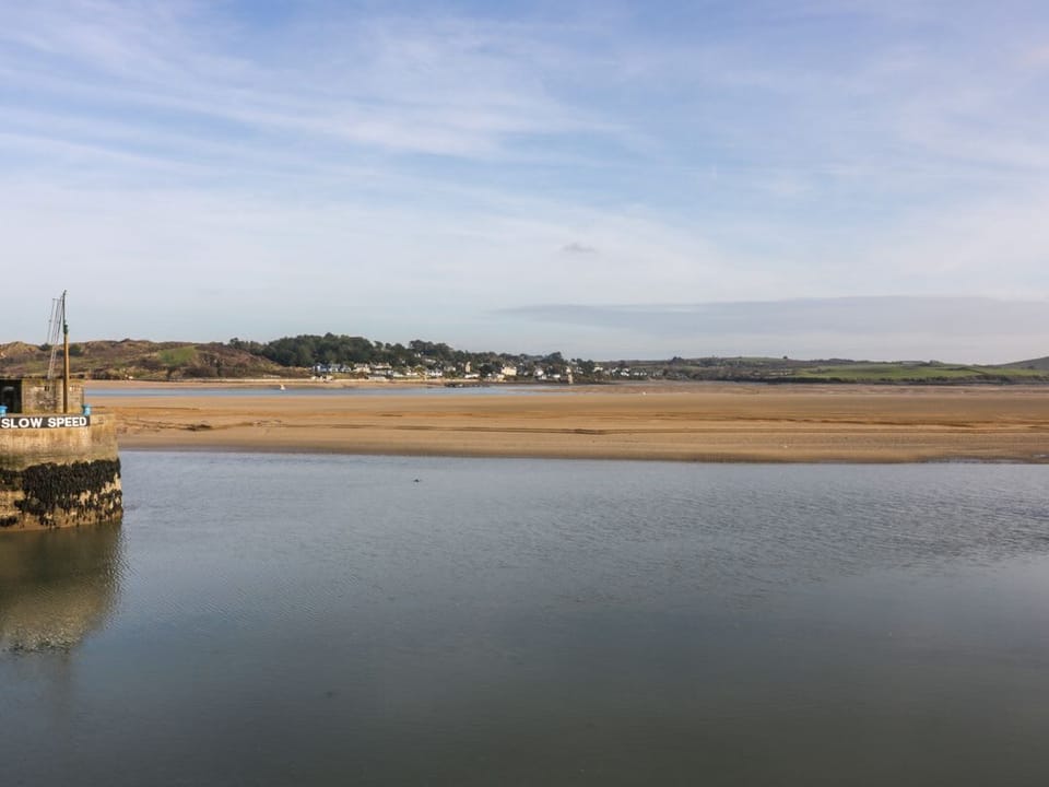Constantine Bay