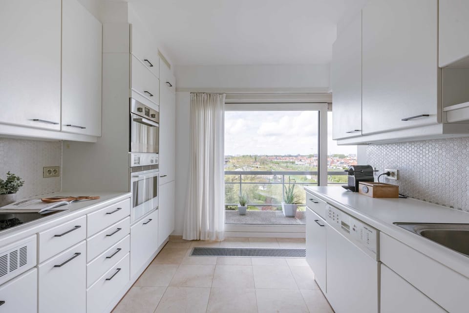 Spacious kitchen