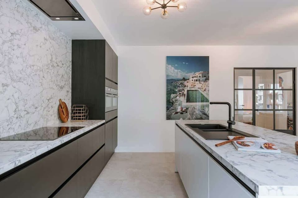 Well equipped kitchen