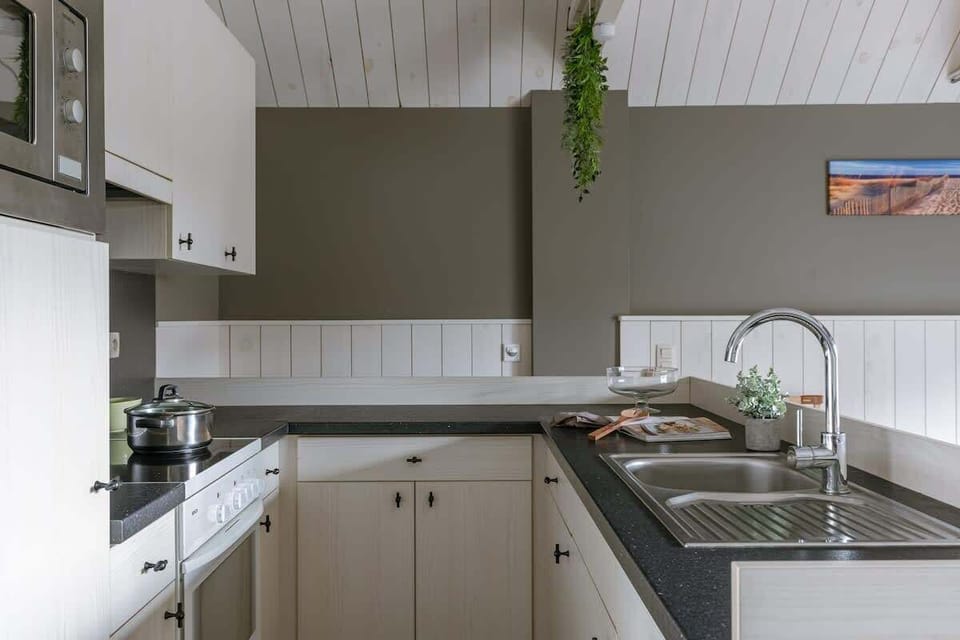 Equipped kitchen