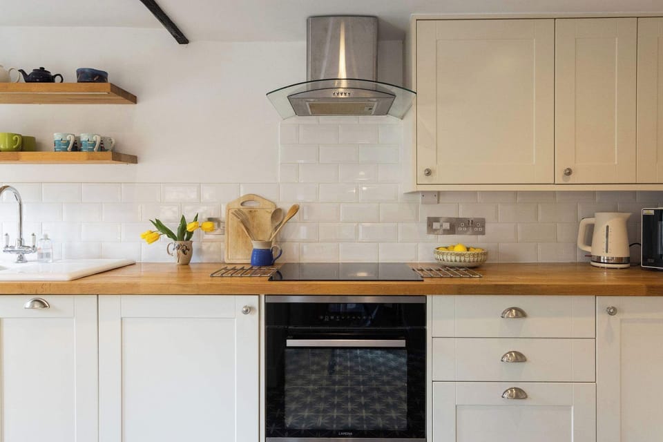 Fully equipped kitchen for easy holiday cooking