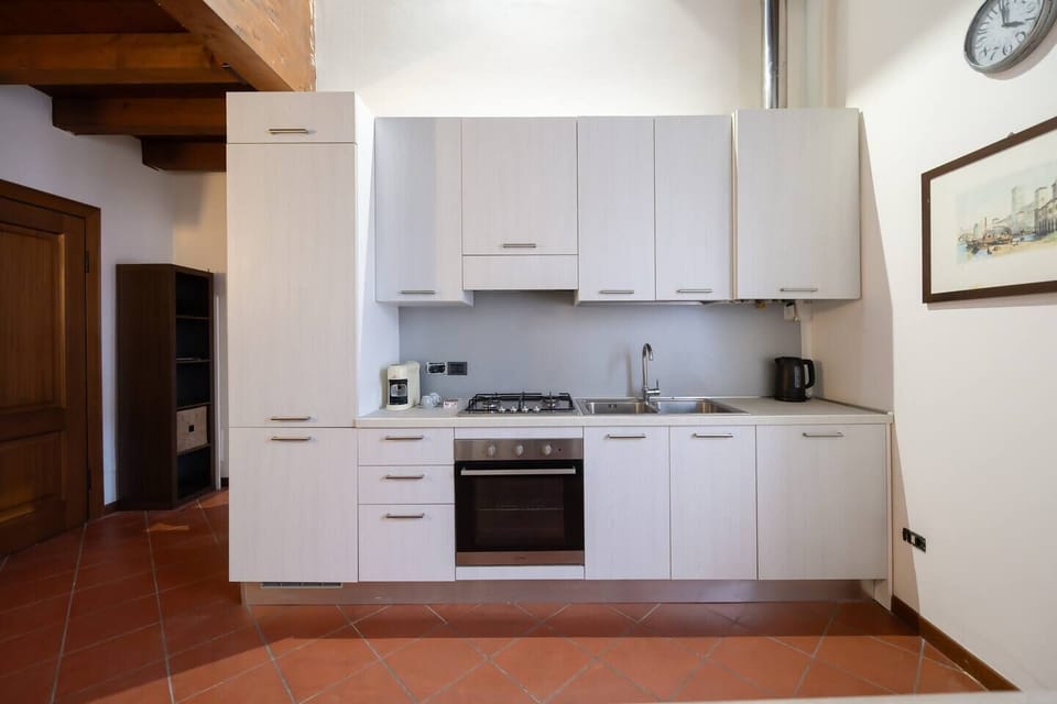 Coffee/tea facilities,Kitchen or kitchenette