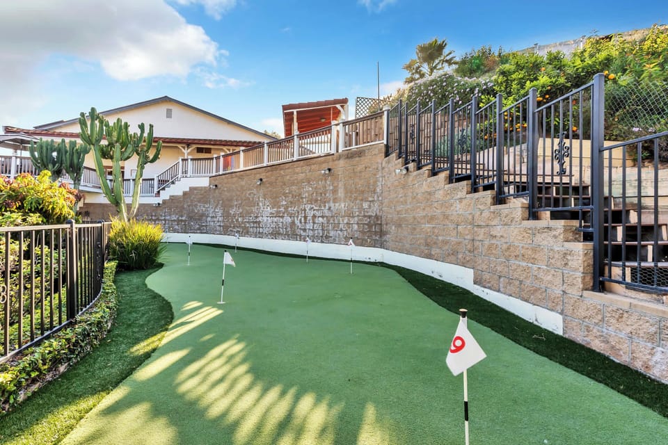Mini golf for more fun!