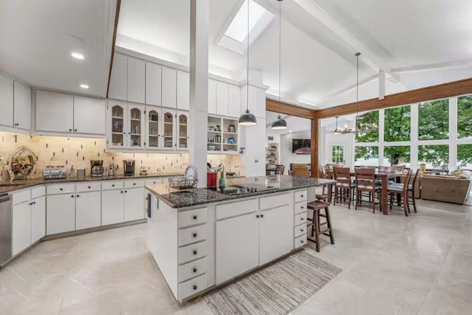 Spacious kitchen