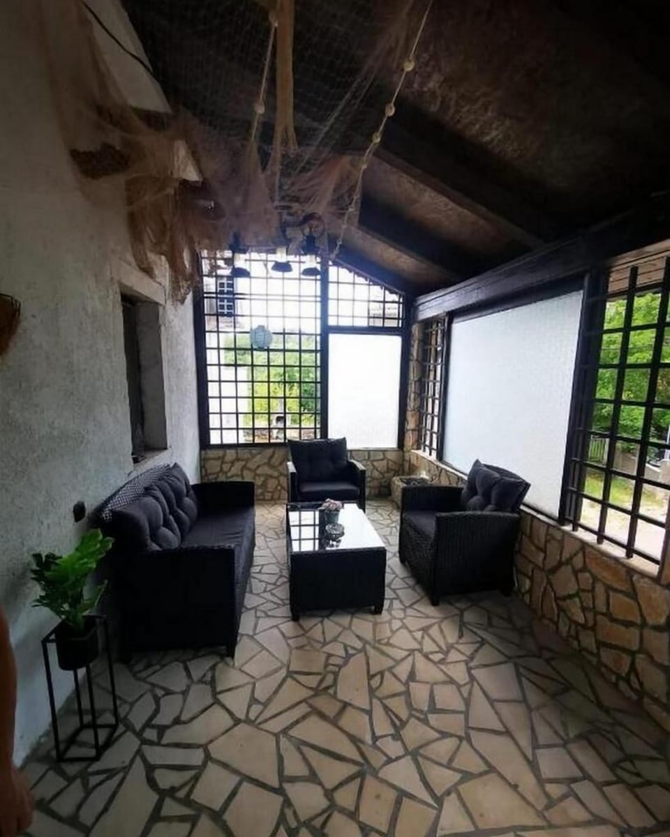 Terrace 2