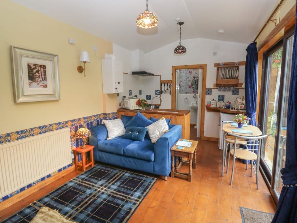 Turnpike Lodge
