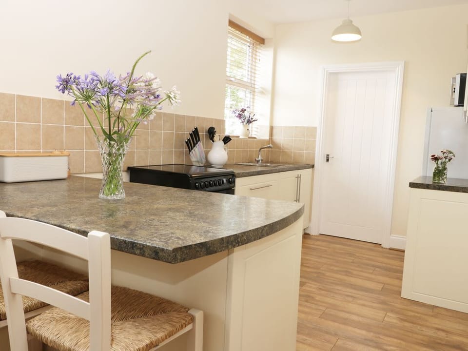 2 Moor Farm Cottages