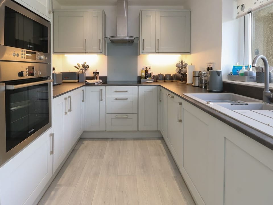 Benllech Bay Cottage