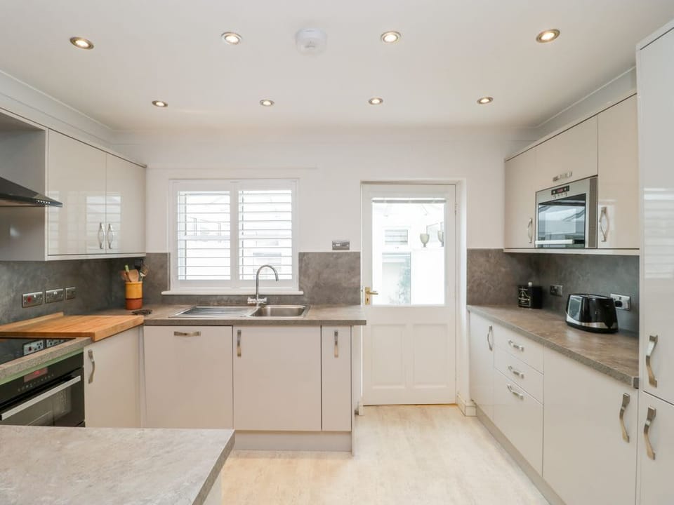 14 Lyme Mews