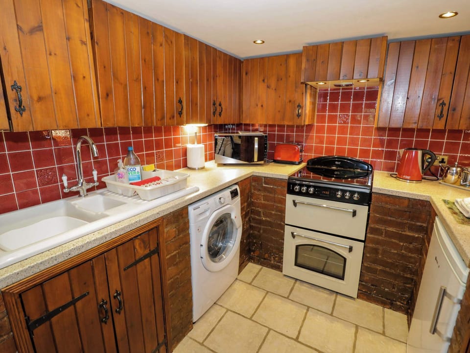Severn Bank Lodge